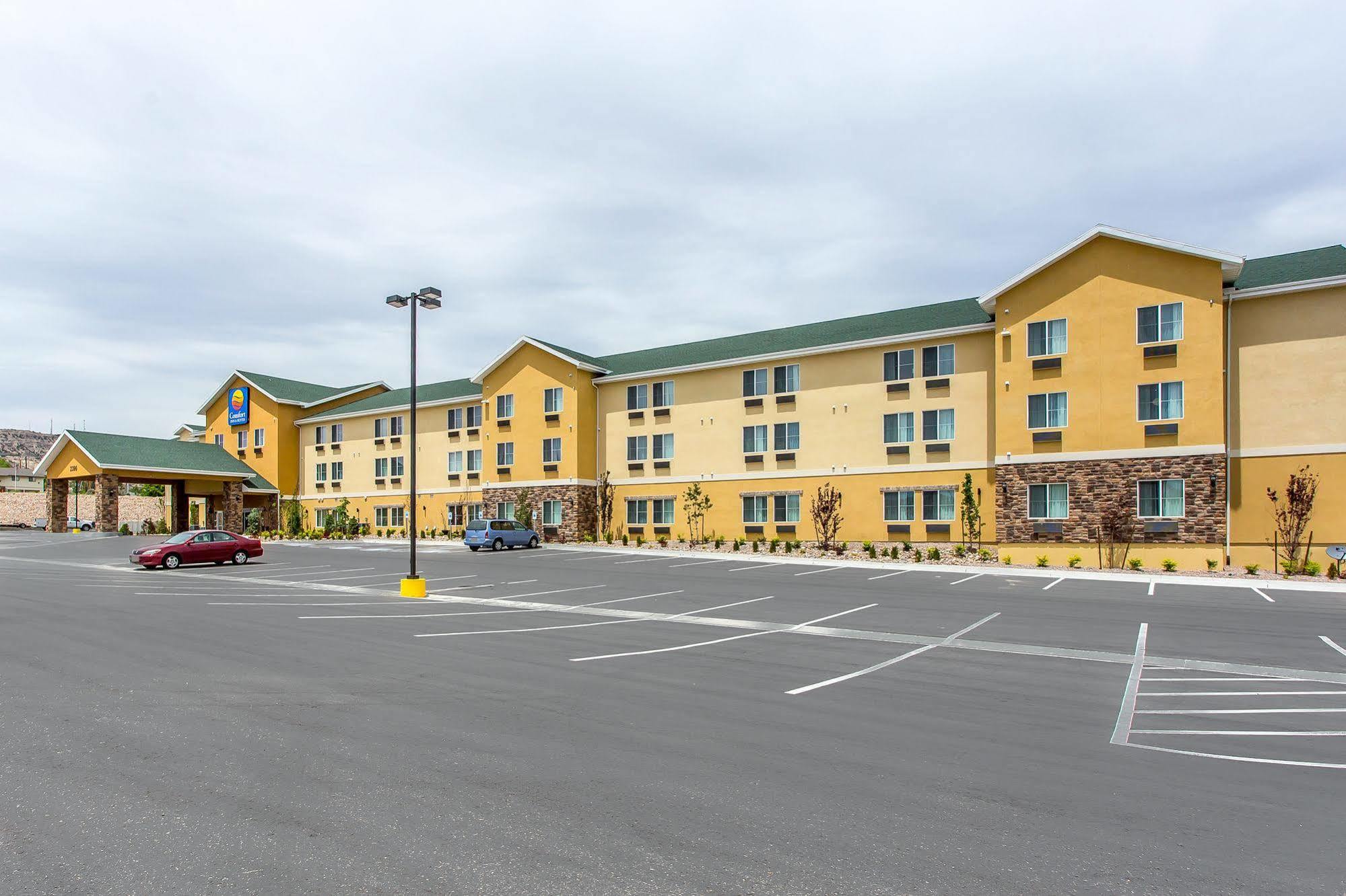 Comfort Inn & Suites Vernal - National Monument Area Bagian luar foto