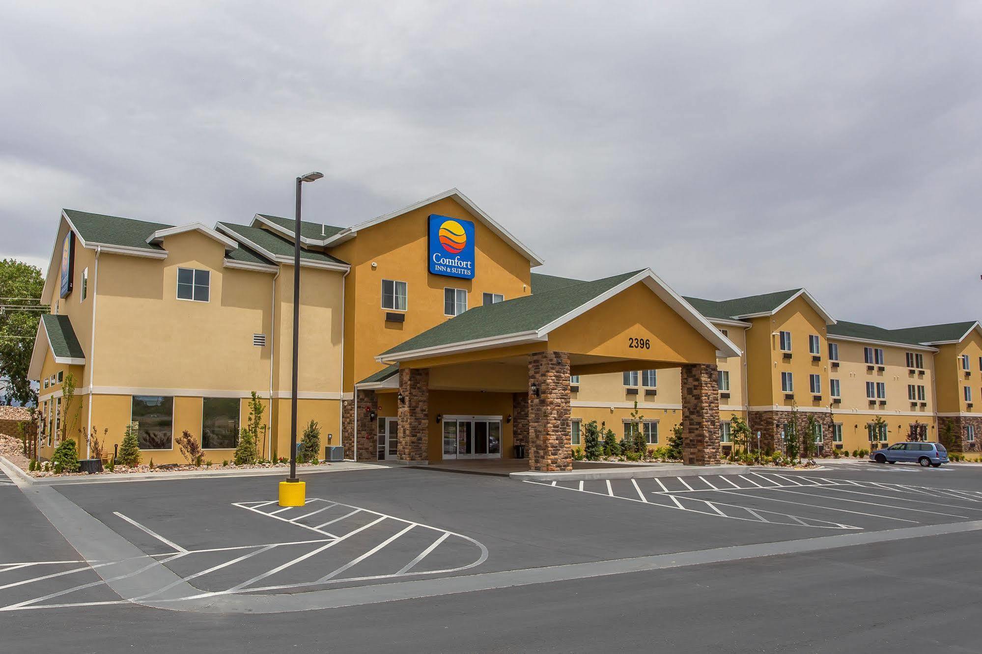 Comfort Inn & Suites Vernal - National Monument Area Bagian luar foto