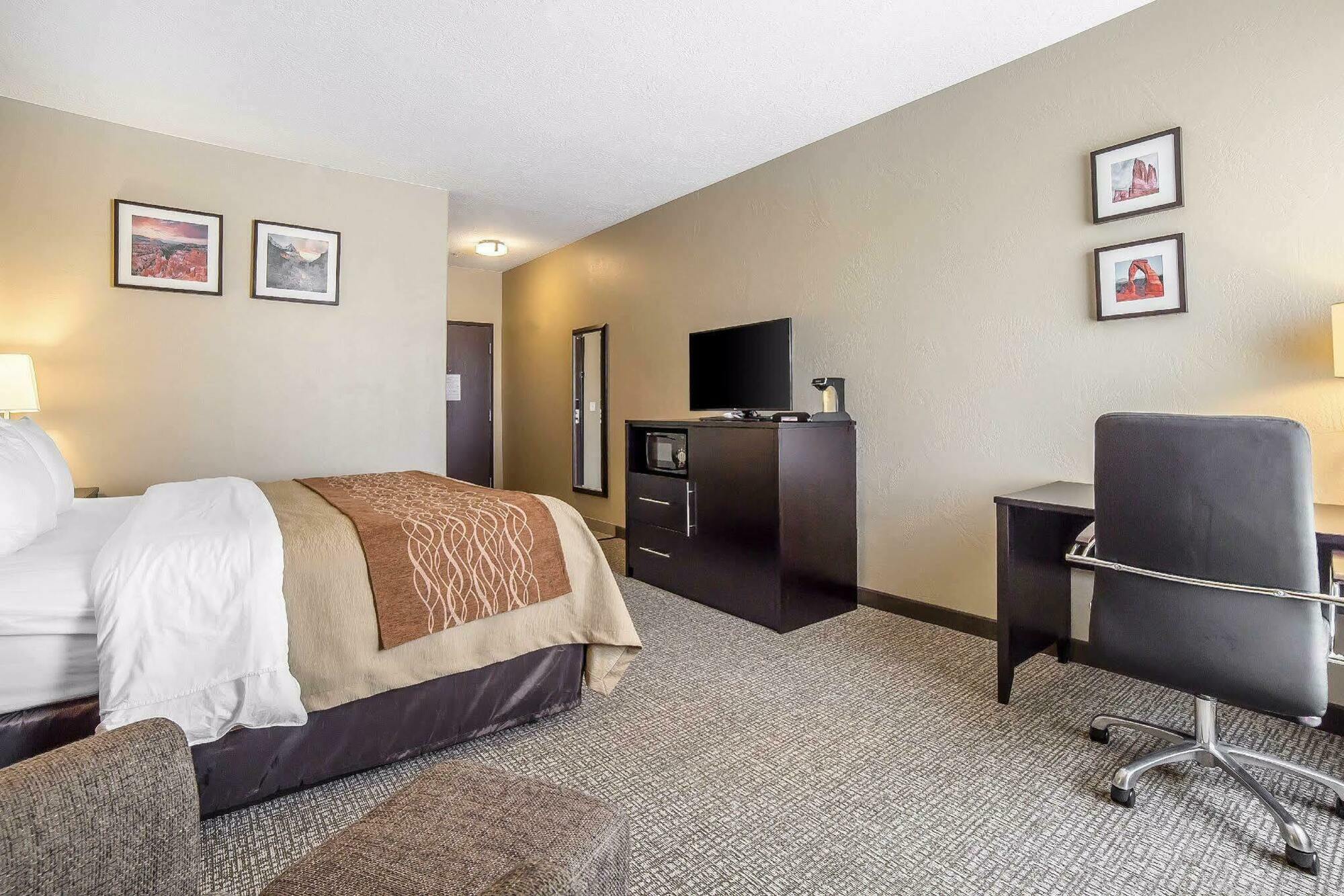 Comfort Inn & Suites Vernal - National Monument Area Bagian luar foto